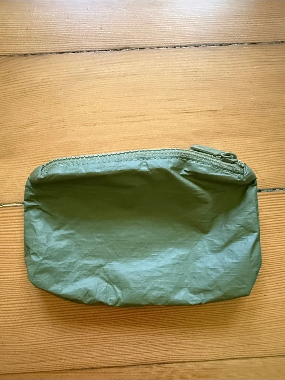 NWOT Aloha Collection Camo Green Mini Pouch